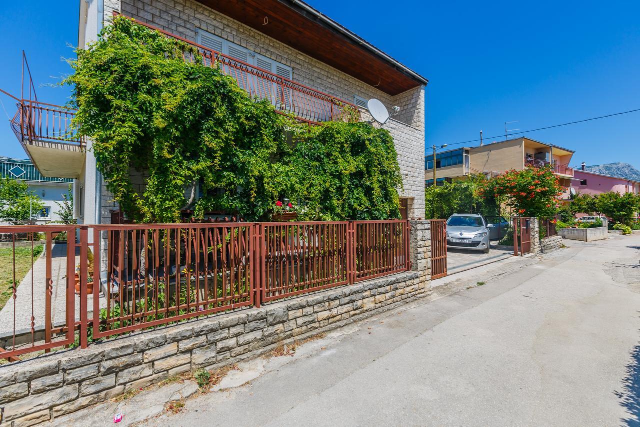 Apartamento Apartman Mila Kaštela Exterior foto